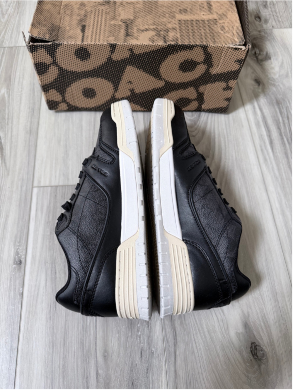 Coach Soho Signature Sneakers Men’s 8.5 Charcoal Black C Logo CAQ10 New in Box - Picture 8 of 12
